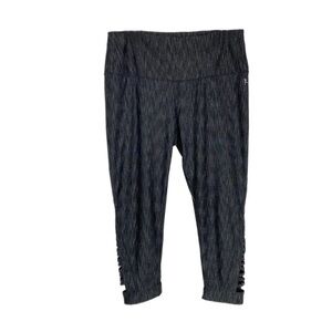 Danskin Now Charcoal Gray Textured Print Lace Edge Crop Workout Leggings